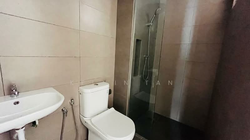 Condominium for Sale at d'Brightton - Kelvin Tan - Bathroom - PropertyGuru.com.my