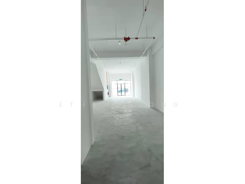 Shop for Rent in Bandar Gamuda Cove (Dengkil) - Ethan Chong - Entrance - PropertyGuru.com.my