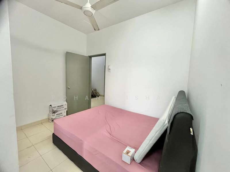 2-storey Terraced House for Rent in Shah Alam (Selangor) - Rohana Ishak - Bedroom - PropertyGuru.com.my