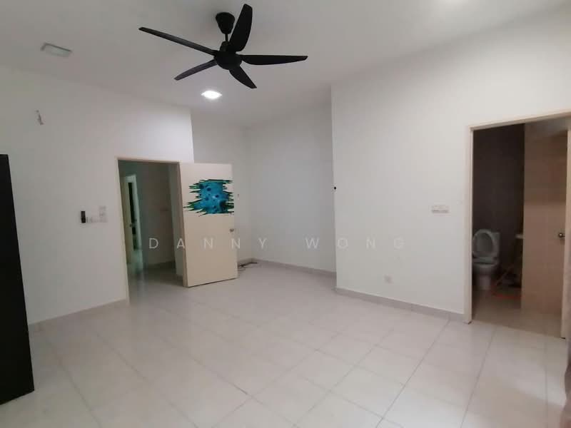 2-storey Terraced House for Sale in M Residence 2 (Rawang) - Danny Wong - Living Room - PropertyGuru.com.my