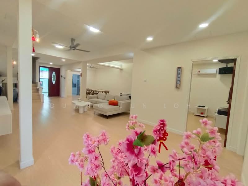 2-storey Terraced House for Sale in Johor Bahru (Johor) - Guang Jun Loh - Living Room - PropertyGuru.com.my
