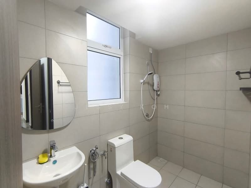 Servis Apartment untuk Disewa di Vista Tiara (MBW Bay) - Jessy Koh - Bathroom - PropertyGuru.com.my