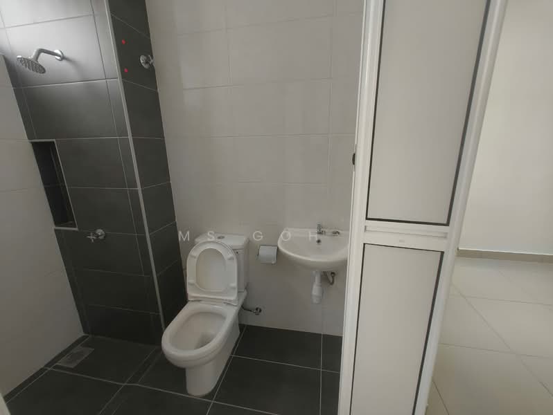 2-storey Terraced House for Sale in Semenyih (Selangor) - Ms Goh . - Bathroom - PropertyGuru.com.my