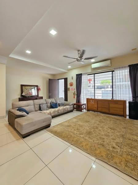 Rumah Teres 2 Tingkat untuk Disewa di Taman Mount Austin (Tebrau) - Pan Pan - PropertyGuru.com.my