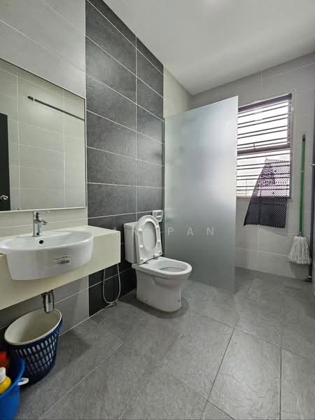 Rumah Teres 2 Tingkat untuk Disewa di Taman Mount Austin (Tebrau) - Pan Pan - PropertyGuru.com.my