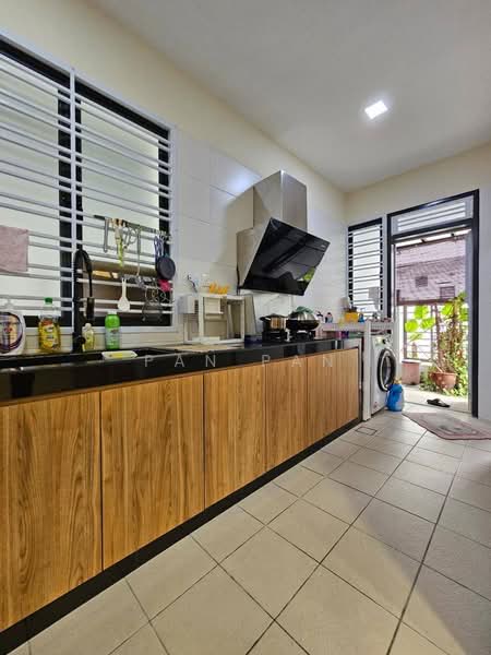 Rumah Teres 2 Tingkat untuk Disewa di Taman Mount Austin (Tebrau) - Pan Pan - PropertyGuru.com.my
