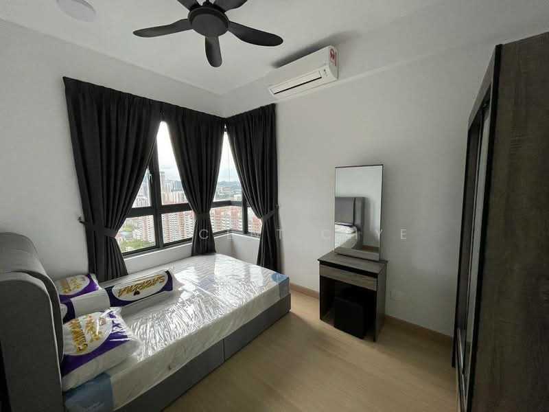 Kondominium untuk Disewa di Kuchai Sentral - Vincent Chye - Bedroom - PropertyGuru.com.my