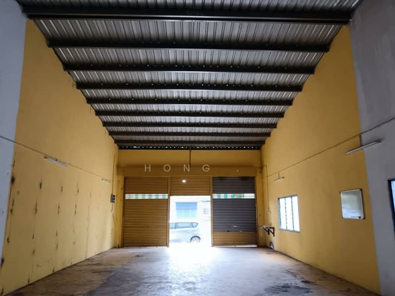 Kedai untuk Disewa di Taman Lobak Indah (Lunas) - Hong . - Interior - PropertyGuru.com.my
