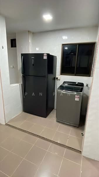 For Rent - Taman Perling