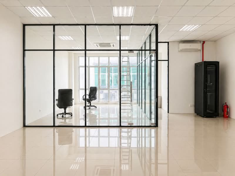 Office for Rent in Bandar Puteri Puchong (Puchong) - Jess Seah - Interior - PropertyGuru.com.my