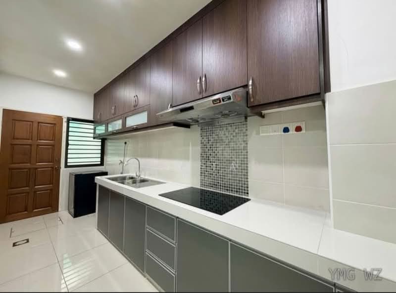 Rumah Teres 2 Tingkat untuk Dijual di Setia Alam (Selangor) - Elly Tan - Kitchen - PropertyGuru.com.my