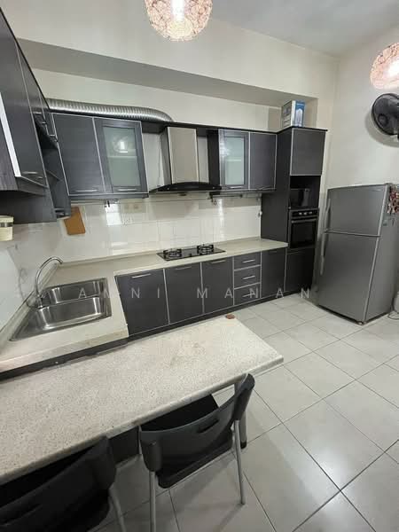 Cluster House for Rent in Sunway Alam Suria (Shah Alam) - Amni Manan - Kitchen - PropertyGuru.com.my