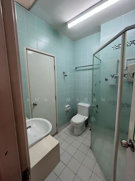 Cluster House for Rent in Sunway Alam Suria (Shah Alam) - Amni Manan - Bathroom - PropertyGuru.com.my