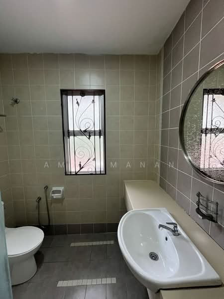 Cluster House for Rent in Sunway Alam Suria (Shah Alam) - Amni Manan - Bathroom - PropertyGuru.com.my