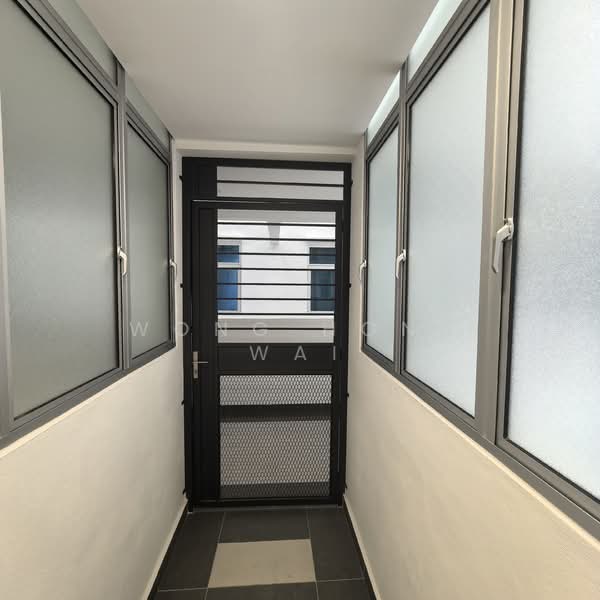 Servis Apartment untuk Disewa di MIRAI Residences - Wong Hong Wai - Entrance - PropertyGuru.com.my