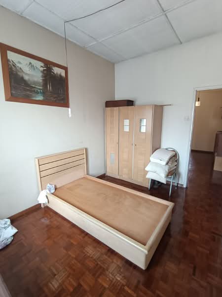 Rumah Teres 2 Tingkat untuk Dijual di Taman Overseas Union (Taman Oug) (Jalan Klang Lama (Old Klang Road)) - Han . - Bedroom - PropertyGuru.com.my