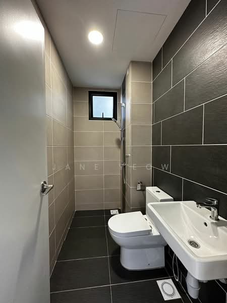 Servis Apartment untuk Disewa di Tuan Residency - Jane Yeow - Bathroom - PropertyGuru.com.my