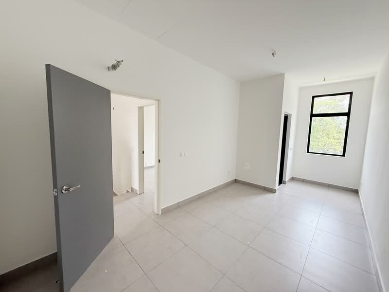 2-storey Terraced House for Sale in Taman Mount Austin (Tebrau) - Alan Tia - Interior - PropertyGuru.com.my