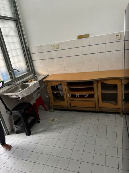 Rumah Teres 1.5 Tingkat untuk Disewa di Taman Molek (Johor Bahru) - YC Fung - Interior - PropertyGuru.com.my