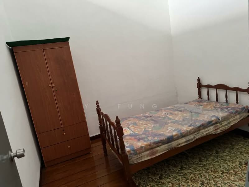 Rumah Teres 1.5 Tingkat untuk Disewa di Taman Molek (Johor Bahru) - YC Fung - Bedroom - PropertyGuru.com.my