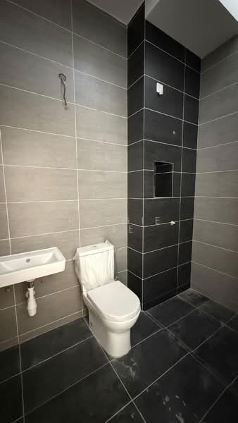 2-storey Terraced House for Sale in Taman Dato Onn (Johor Bahru) - Paggie Tee - Bathroom - PropertyGuru.com.my