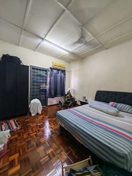 Rumah Teres 2 Tingkat untuk Disewa di Taman Wawasan (Puchong) - D Wong - Bedroom - PropertyGuru.com.my