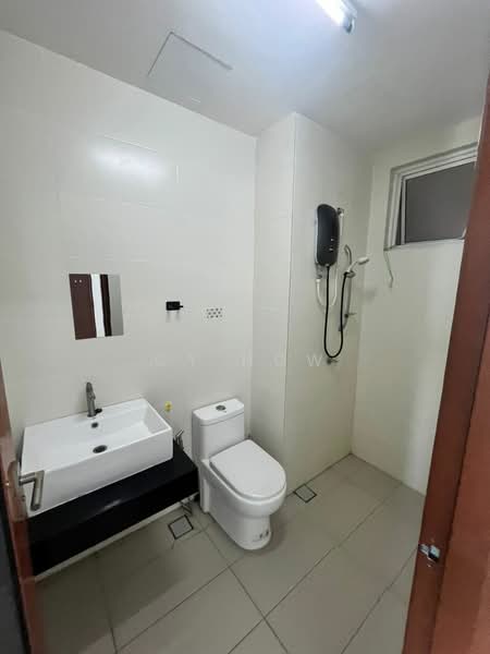Kondominium untuk Disewa di EXO Residences - CY How - Bathroom - PropertyGuru.com.my