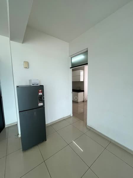 Kondominium untuk Disewa di EXO Residences - CY How - Kitchen - PropertyGuru.com.my