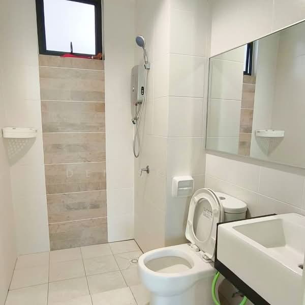 Kondominium untuk Disewa di ForestVille - Denise Teh - Bathroom - PropertyGuru.com.my