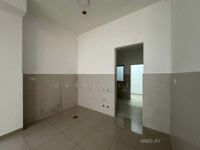 Rumah Teres 3 Tingkat untuk Dijual di Setia Alam (Selangor) - Cassey Lim - Kitchen - PropertyGuru.com.my