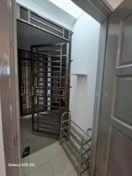 Apartment for Rent at Lake View Suites - Hong Charng Lee - Entrance - PropertyGuru.com.my