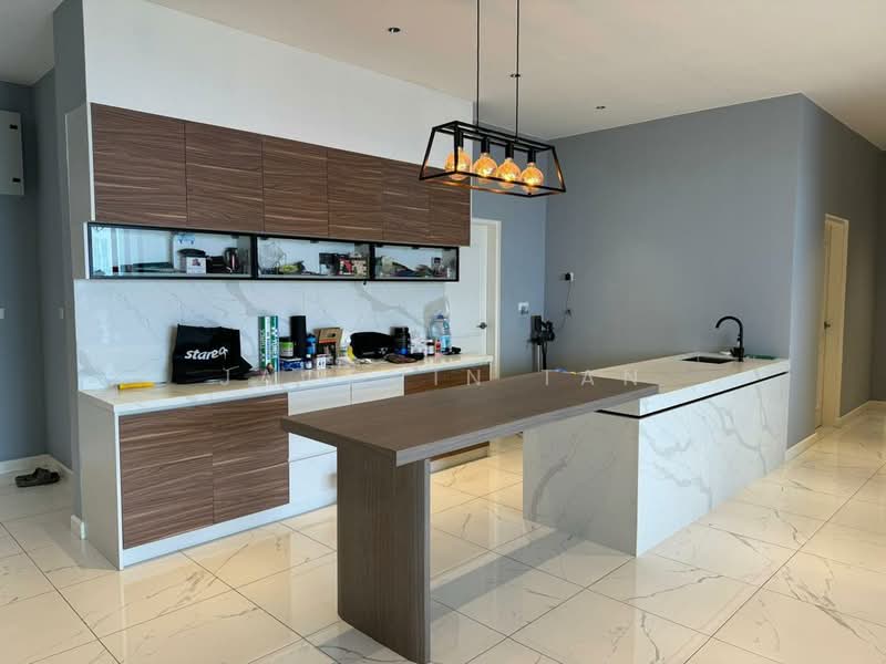 Servis Apartment untuk Dijual di Cubic Botanical - Jacquin Tan - Kitchen - PropertyGuru.com.my
