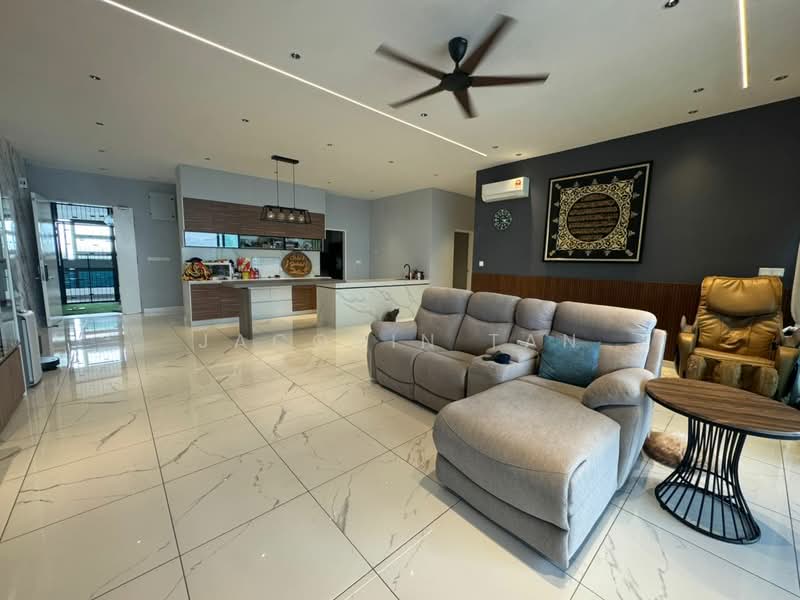 Servis Apartment untuk Dijual di Cubic Botanical - Jacquin Tan - Living Room - PropertyGuru.com.my