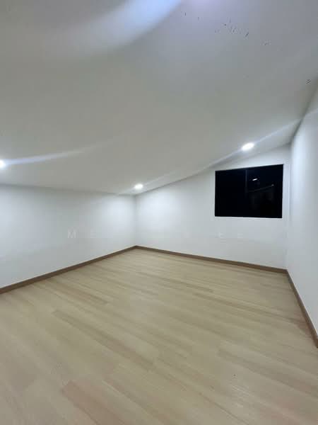 Rumah Berkembar untuk Dijual di Taman Bunga Ros (Tebrau) - Melinda Ee - PropertyGuru.com.my