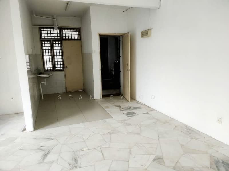 Pangsapuri untuk Disewa di Kiambang Apartment - Stanley Ooi - Kitchen - PropertyGuru.com.my