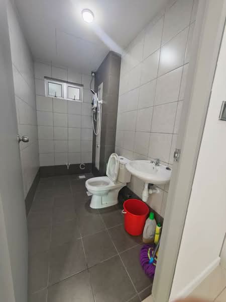 Servis Apartment untuk Disewa di One 49 Residence - YC Fung - Bathroom - PropertyGuru.com.my