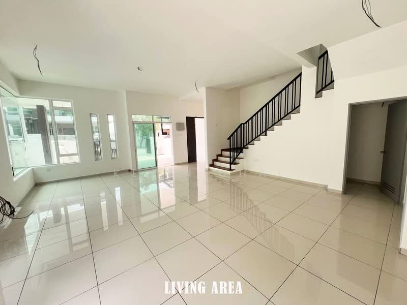 Rumah Kluster untuk Dijual di Ipoh (Perak) - Kevin Chai - Living Room - PropertyGuru.com.my