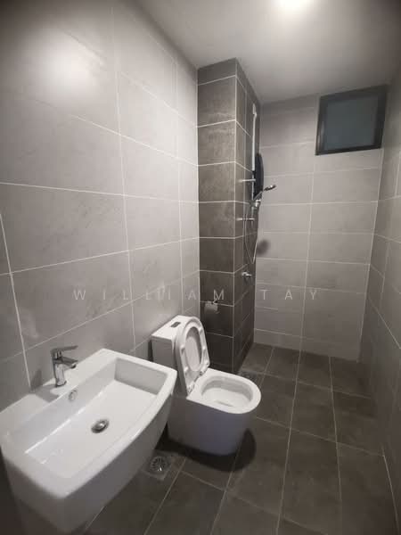 Service Residence for Sale at Twin Tower Residence - William Tay - Bathroom - PropertyGuru.com.my