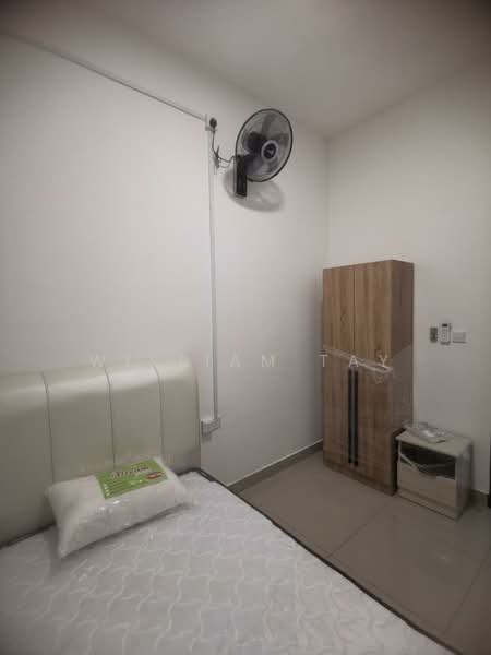 Service Residence for Sale at Twin Tower Residence - William Tay - Bedroom - PropertyGuru.com.my
