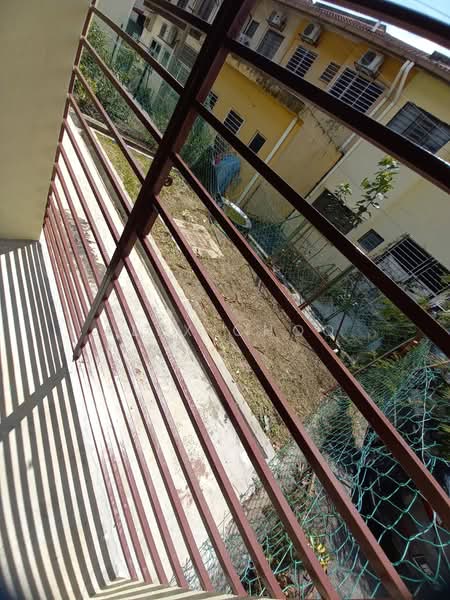 2-storey Terraced House for Sale in Taman Lestari Putra (Seri Kembangan) - Alex Choo - Exterior - PropertyGuru.com.my