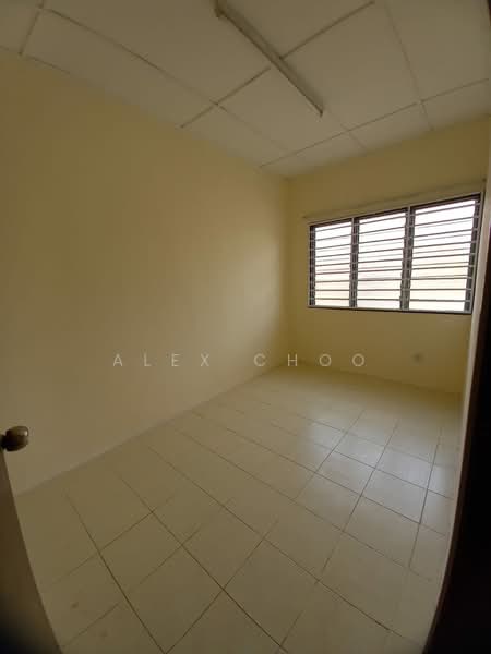 2-storey Terraced House for Sale in Taman Lestari Putra (Seri Kembangan) - Alex Choo - Interior - PropertyGuru.com.my