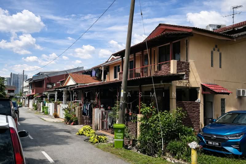 Rumah Teres 2 Tingkat untuk Dijual di Taman Sri Rampai (Wangsa Maju) - Zaty Jasmin - Exterior - PropertyGuru.com.my