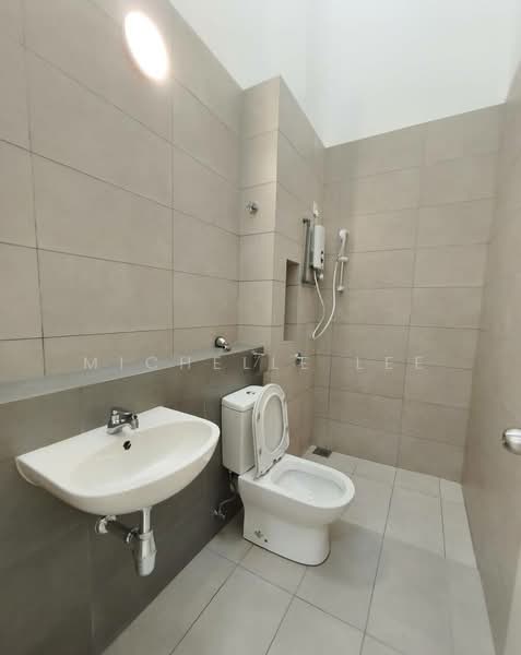 2-storey Terraced House for Rent in Telok Panglima Garang (Selangor) - Michelle Lee - Bathroom - PropertyGuru.com.my