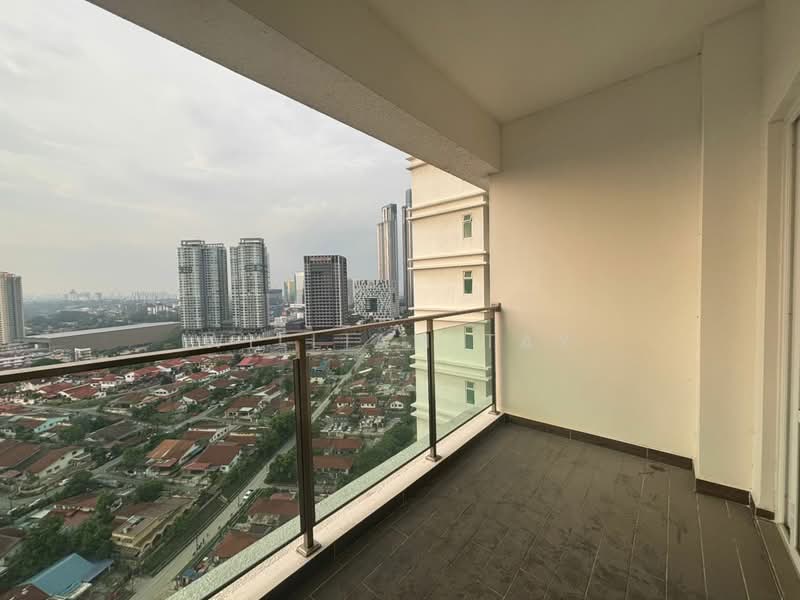 Kondominium untuk Dijual di TriTower Residence @ Johor Bahru Sentral - William Tay - Balcony - PropertyGuru.com.my
