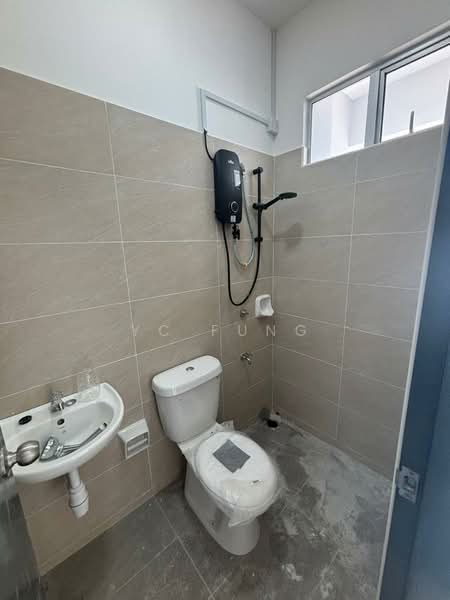 2-storey Terraced House for Rent in Bandar Dato Onn (Tebrau) - YC Fung - Bathroom - PropertyGuru.com.my