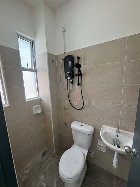 2-storey Terraced House for Rent in Bandar Dato Onn (Tebrau) - YC Fung - Bathroom - PropertyGuru.com.my