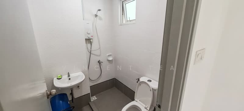 Apartment for Rent at Seasons Amara Larkin - Vincent Tea - Bathroom - PropertyGuru.com.my