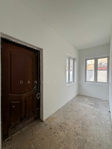 Rumah Banglo untuk Dijual di Gurney Drive (Penang) - Daniel Teoh - Entrance - PropertyGuru.com.my