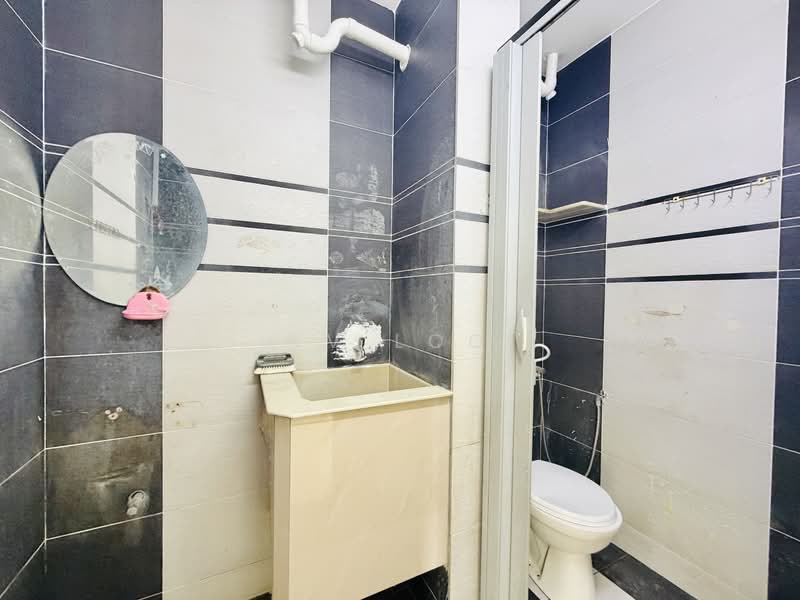 Apartment for Rent at Sri Saujana - KV LOO - Bathroom - PropertyGuru.com.my