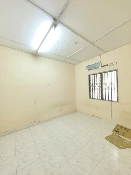 Rumah Teres 1 Tingkat untuk Dijual di Taman Sri Lalang (Kota Tinggi) - Loong Hing Liong - Interior - PropertyGuru.com.my